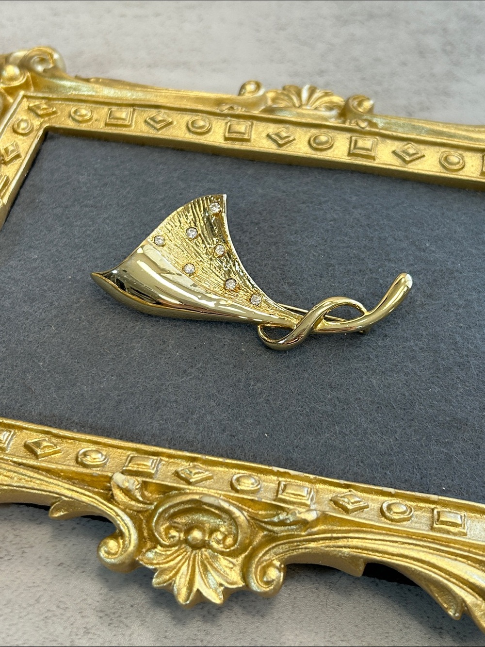 Vintage Park Lane Gold-Tone Leaf Brooch with Crystal Accents
